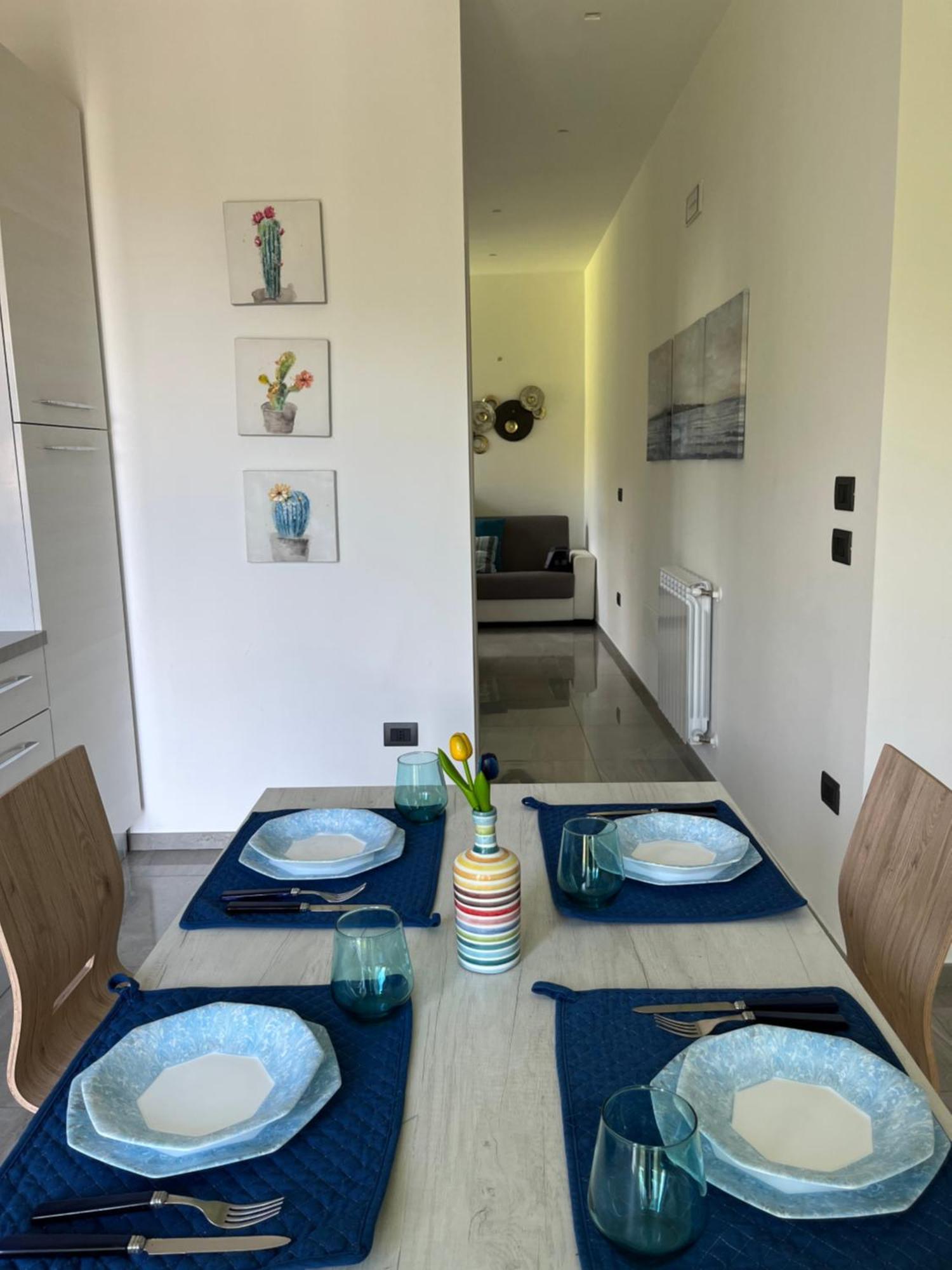 Ferienwohnung La Peonia Castellammare di Stabia Exterior foto