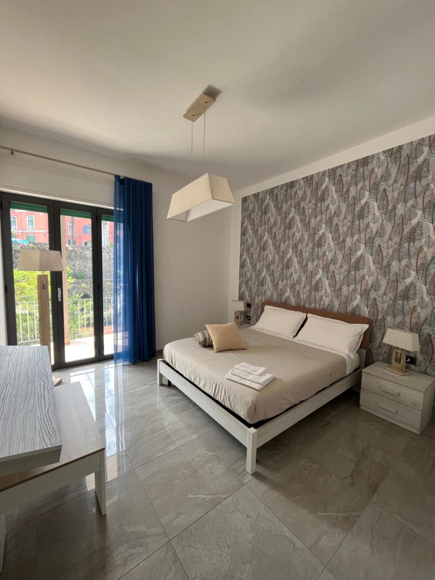 Ferienwohnung La Peonia Castellammare di Stabia Exterior foto